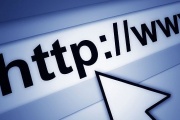 Akciové společnosti musí mít internetové stránky povinně ze zákona