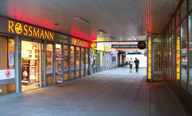 Během sedmi vybraných svátků zůstane v obchodech zřejmě zavřeno.jpg