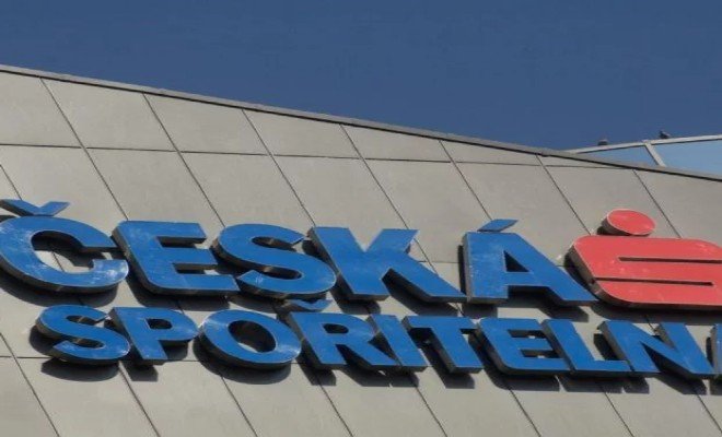 Česká spořitelna za přechod na elektronické bankovnictví nabídne drobný finanční podnět i lákavější úročení 2.jpg