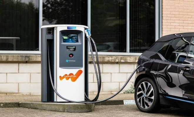 Daňové otázky používání elektromobilů ve firmě vyjasňuje specializo 2.jpg