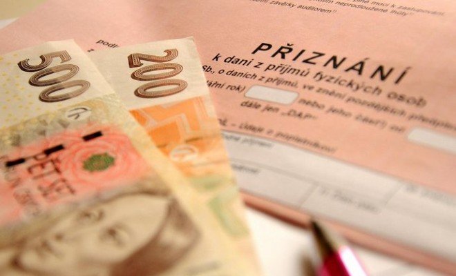 Zaměstnanec a podání daňového přiznání za rok 2021 v r 2.jpg