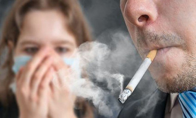 Kouření zaměstnanců na pracovištích zákon většinou buď zcela zakazuje, nebo limituje pou 2.jpg
