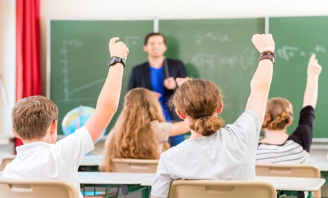 Nepedagogové s praxí se zřejmě do škol znovu vrátí, schválila vládní novela, 2.jpg