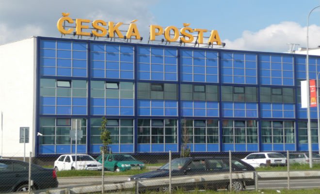 Od prvního března vyřídíte platbu daně třeba na nejbližší poště se složenkou.jpg