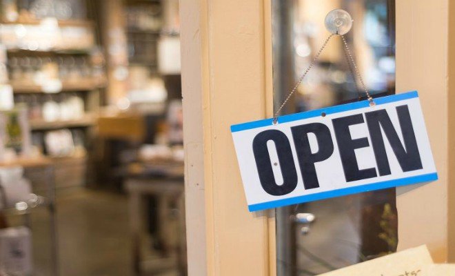Otevírání obchodů a služeb bude postupné od 20 dubna až 2.jpg