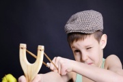 Pojistit dítě na odpovědnost za škody při střídavé péči rodičů může být problém