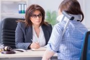 Odchod od zaměstnavatele po pracovním úrazu je třeba dobře zvážit