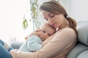 Rodičovský příspěvek se zvýší a náhradní výživné bude pokračovat