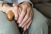 Rušení pošt a vyzvedávání důchodů na nástupnických pobočkách